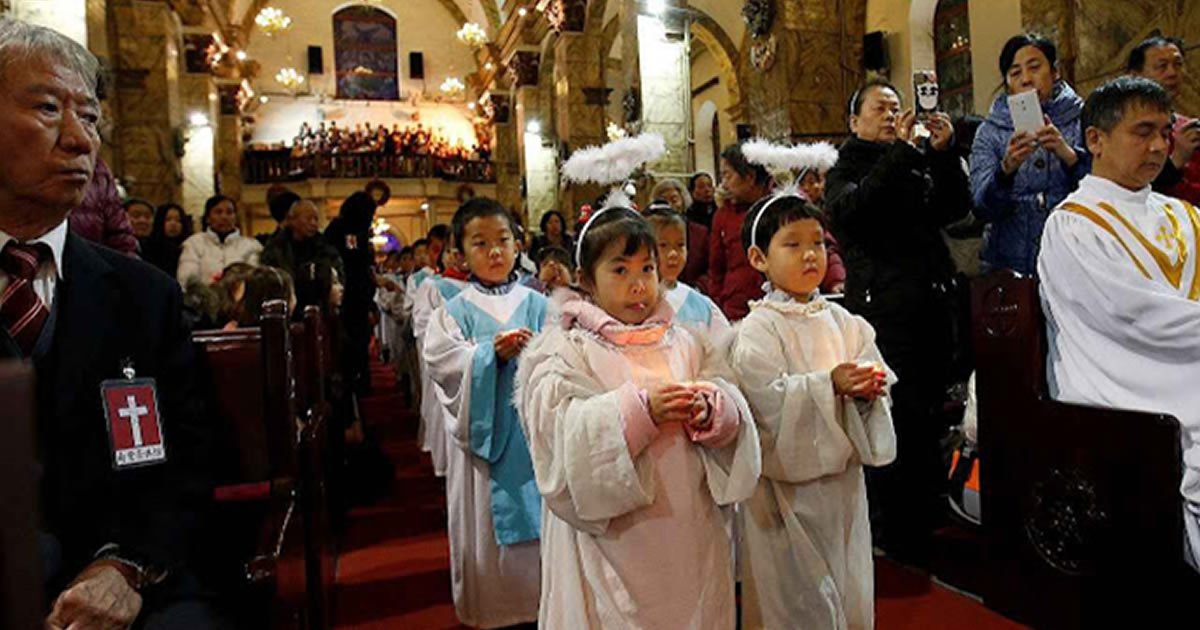 No Natal, chineses deram de ombros ao comunismo e se voltaram para o Menino Jesus