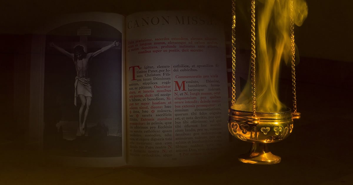 Vaticano: Papa publica decreto sobre traduções litúrgicas