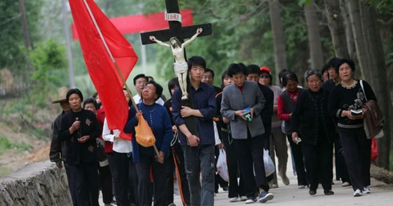 católicos chineses