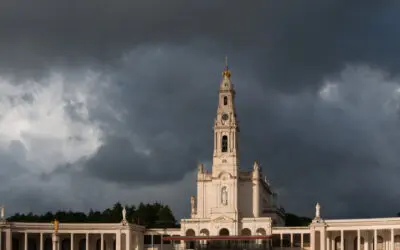 O cerco policial do Santuário de Fátima